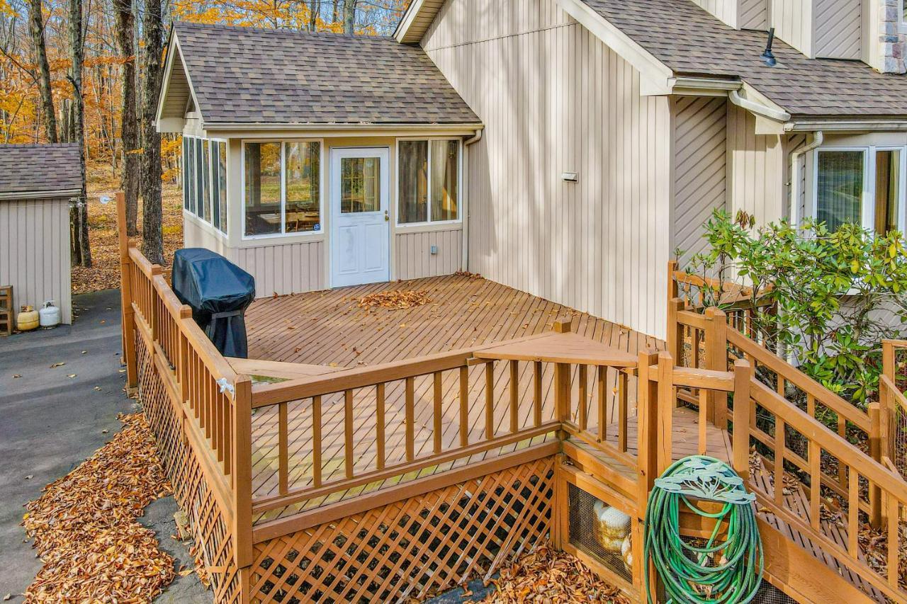 Friendship Lodge Pocono Lake Buitenkant foto