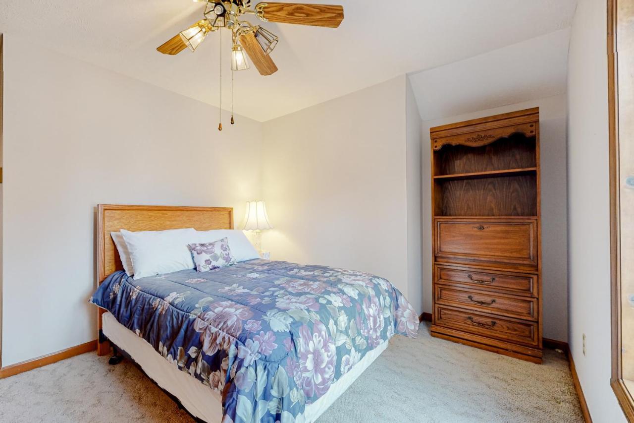 Friendship Lodge Pocono Lake Buitenkant foto